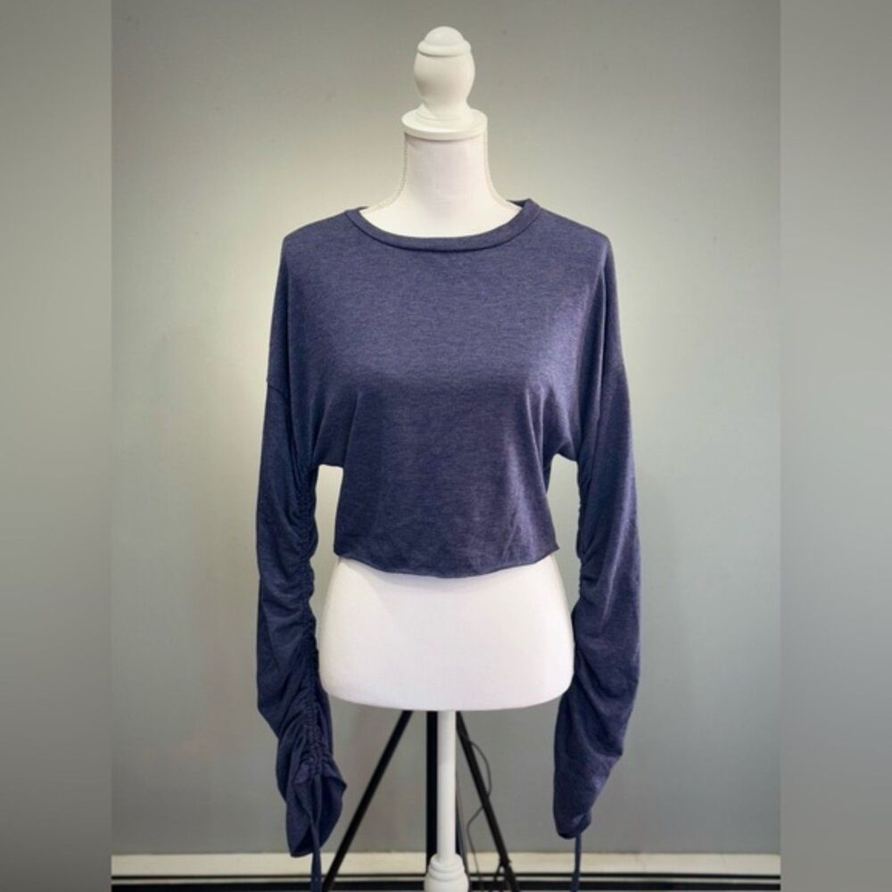 CLEARANCE! Gray-Blue Boutique Drawstring Sleeve Crop Top Size S NWT